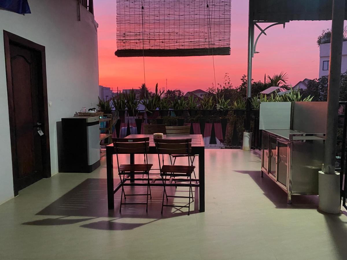 Sophat Villa Siem Reap Bagian luar foto