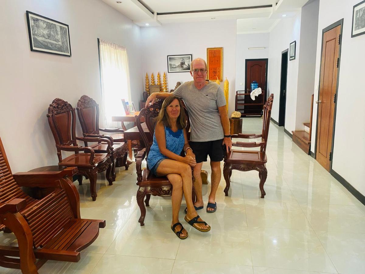 Sophat Villa Siem Reap Bagian luar foto