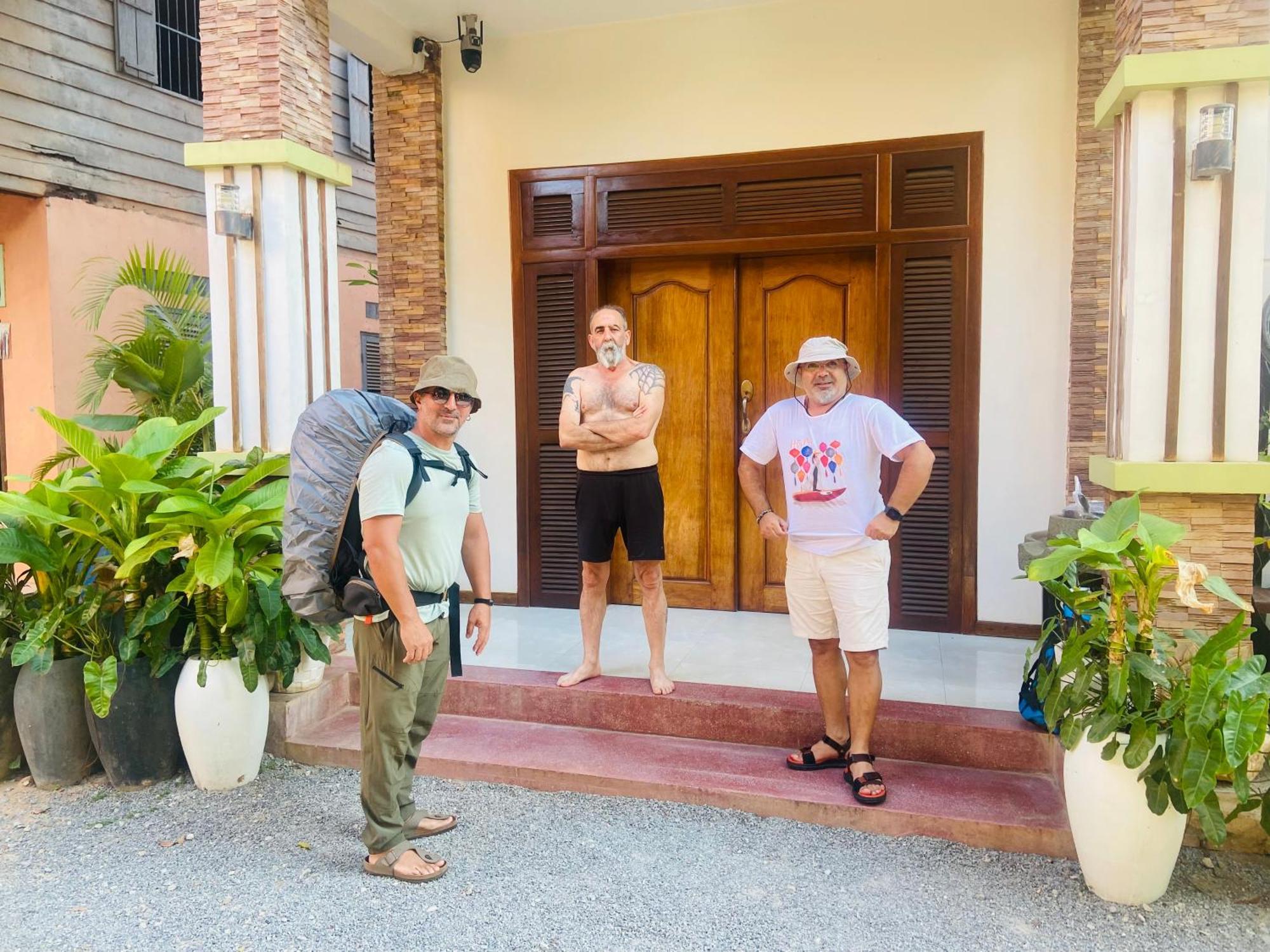 Sophat Villa Siem Reap Bagian luar foto
