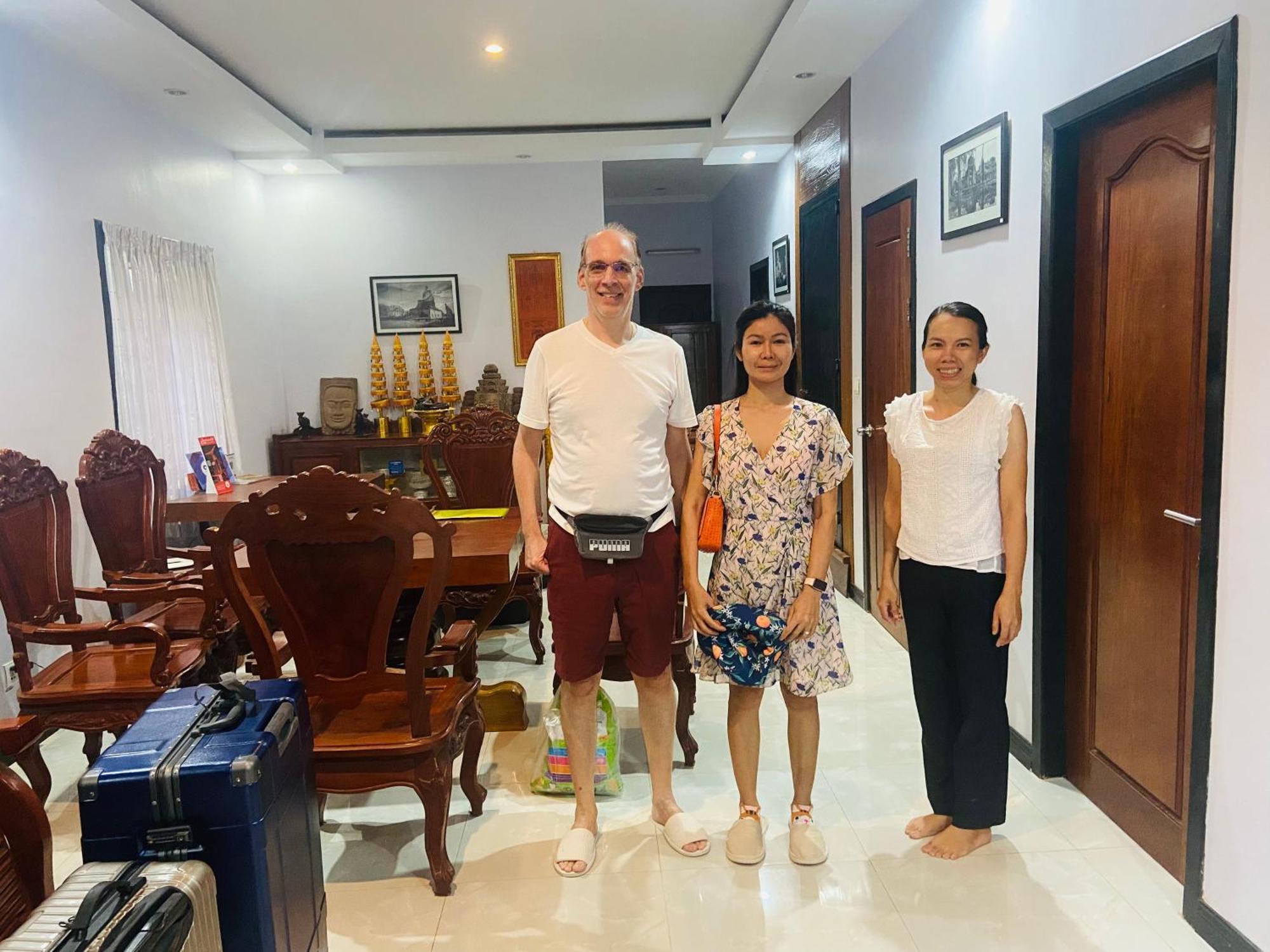 Sophat Villa Siem Reap Bagian luar foto