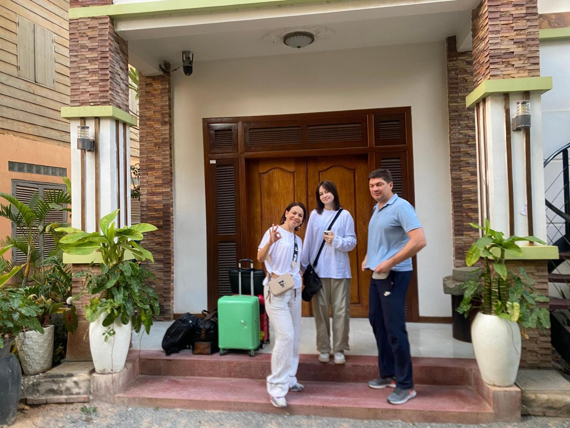 Sophat Villa Siem Reap Bagian luar foto