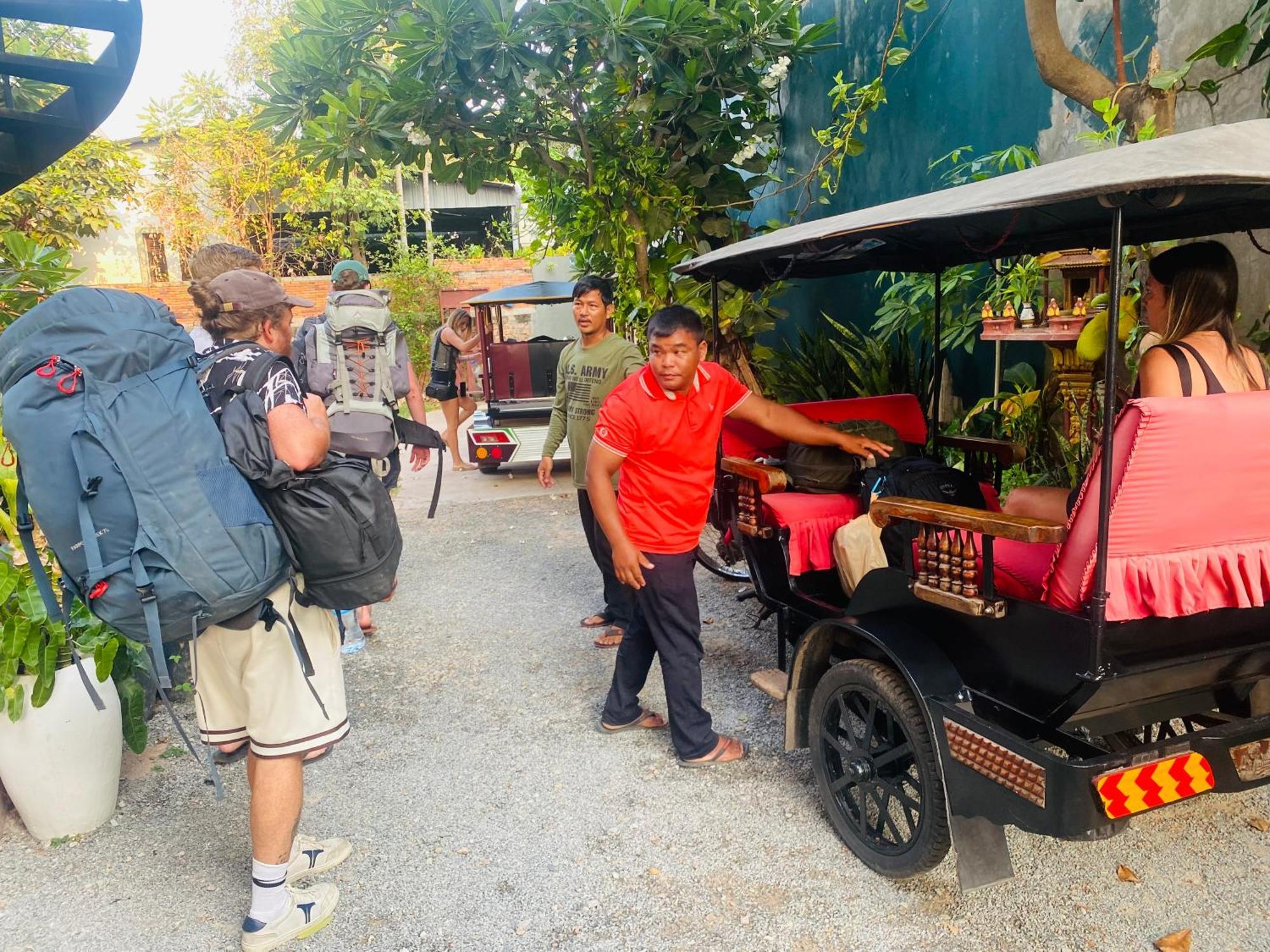 Sophat Villa Siem Reap Bagian luar foto