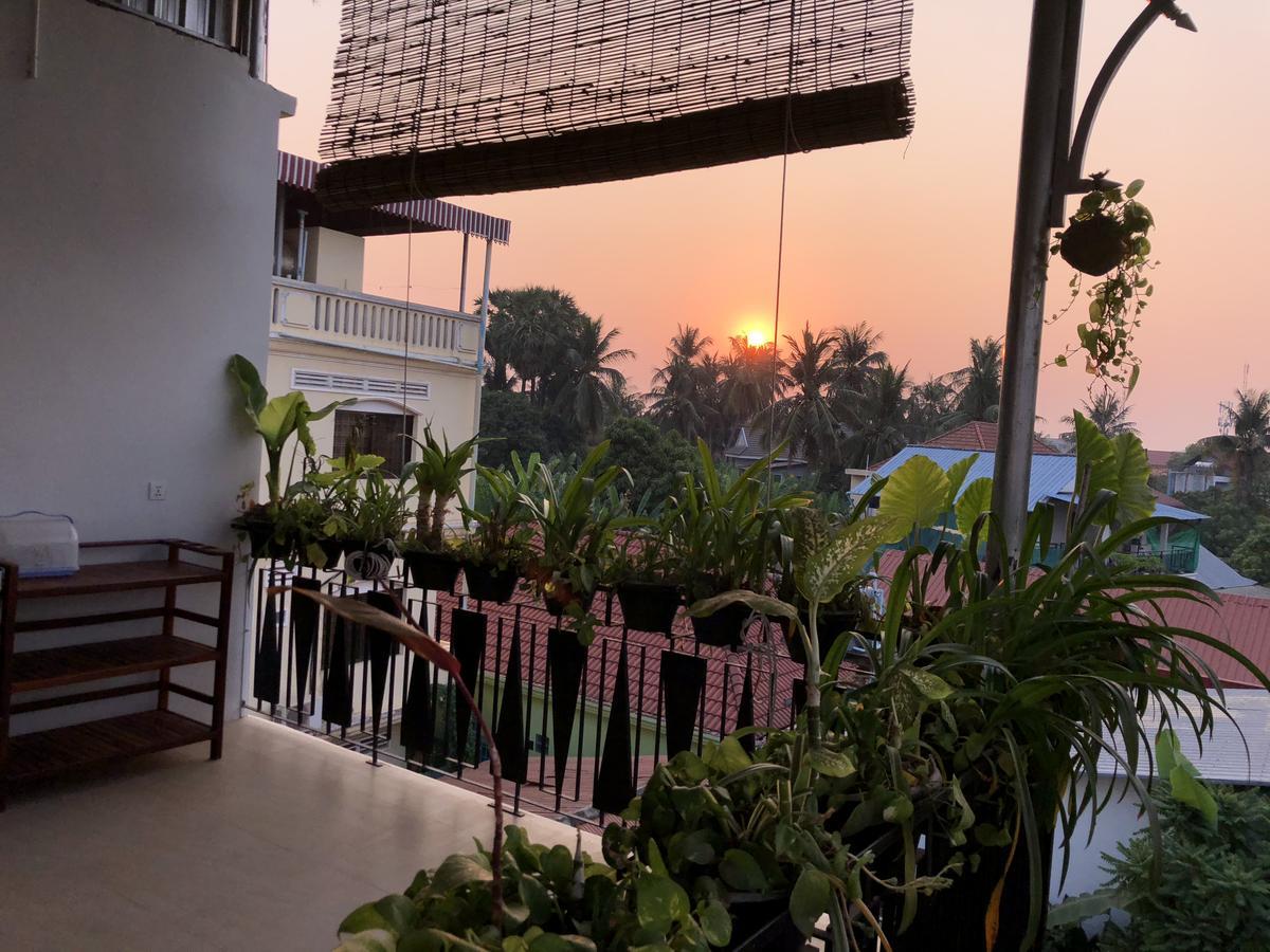 Sophat Villa Siem Reap Bagian luar foto