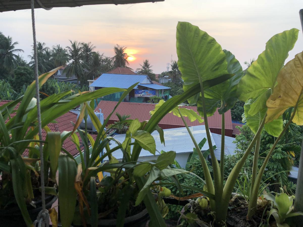 Sophat Villa Siem Reap Bagian luar foto